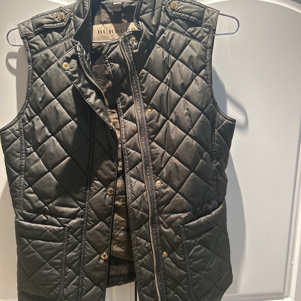 Burberry short Vest